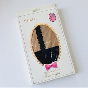 BOW DETAIL HOSIERY NWOT